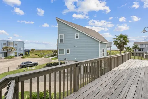 4126 Courageous Lane Galveston TX 77554