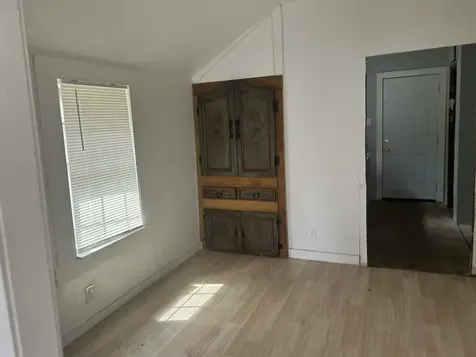 634 E Bernard Street West Columbia TX 77486
