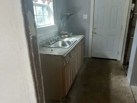 634 E Bernard Street West Columbia TX 77486