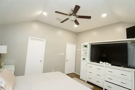 2710 Sockeye Drive Houston TX 77045