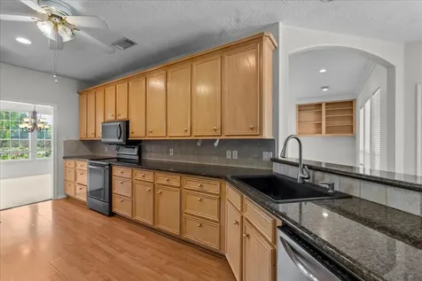 1607 Delta Street Baytown TX 77523
