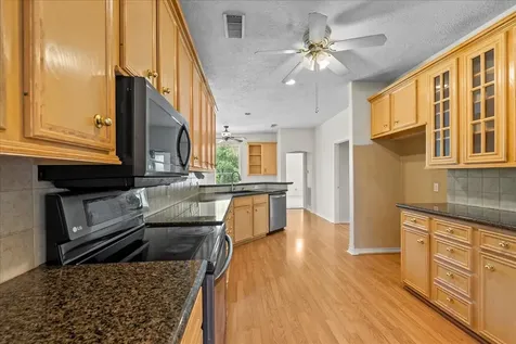 1607 Delta Street Baytown TX 77523