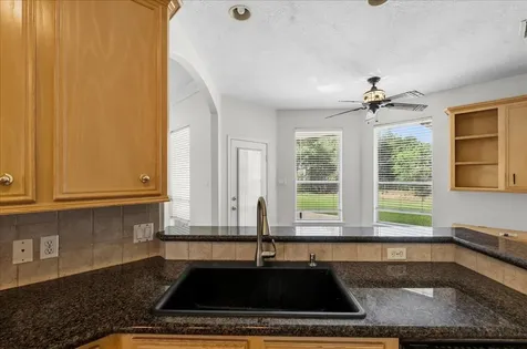 1607 Delta Street Baytown TX 77523