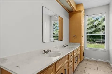 1607 Delta Street Baytown TX 77523
