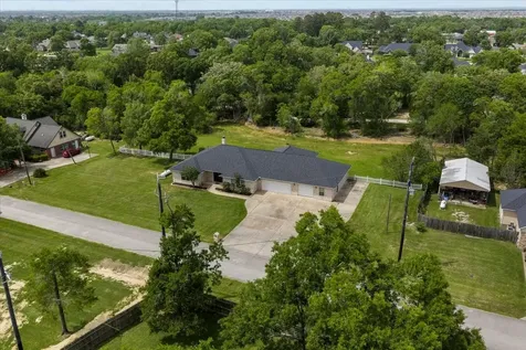 1607 Delta Street Baytown TX 77523