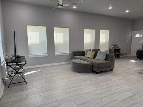 215 S 7 Th Street S Beasley TX 77417