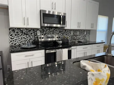 215 S 7 Th Street S Beasley TX 77417