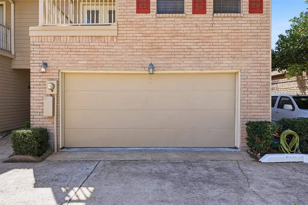 7350 Kirby Drive 18 Houston TX 77030