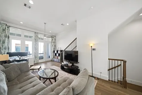 3307 Timbergrove Oaks Street Houston TX 77008
