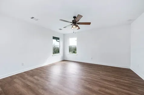 12827 Sandpiper Road Angleton TX 77515