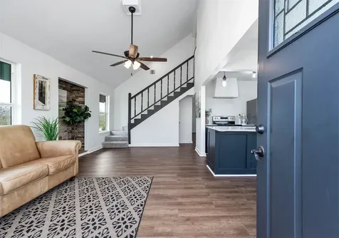 12827 Sandpiper Road Angleton TX 77515