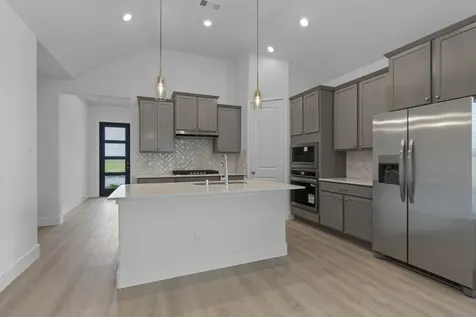 124 Coastal Prairie Drive Waller TX 77484
