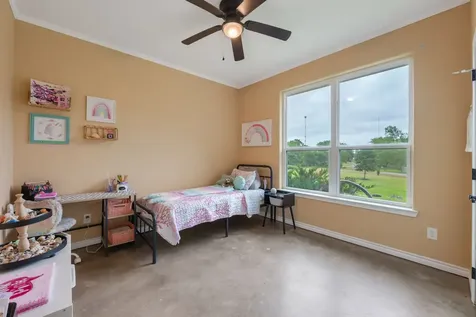 10856 Whispering Oaks Drive Hearne TX 77859