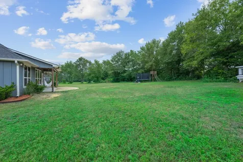 10856 Whispering Oaks Drive Hearne TX 77859