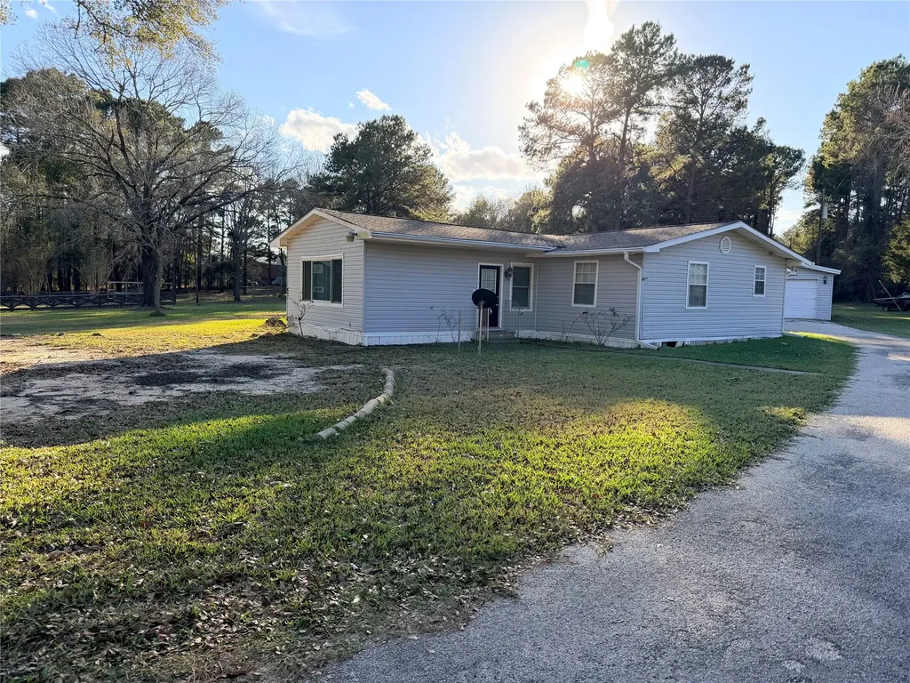 295 Lazy Hollow Lane Livingston TX 77351