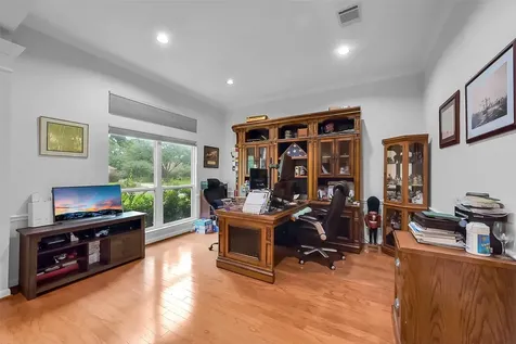 205 Trail Bend Lane Friendswood TX 77546