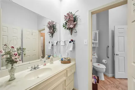 205 Trail Bend Lane Friendswood TX 77546