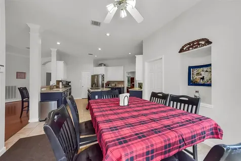 205 Trail Bend Lane Friendswood TX 77546