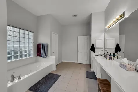 205 Trail Bend Lane Friendswood TX 77546