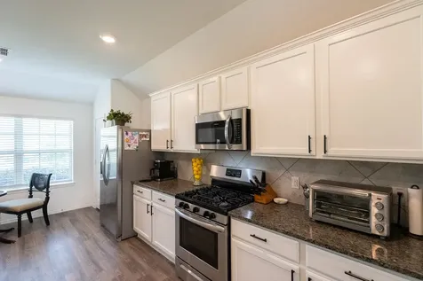 650 Harbor Colony Lane La Marque TX 77568