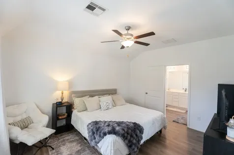 650 Harbor Colony Lane La Marque TX 77568