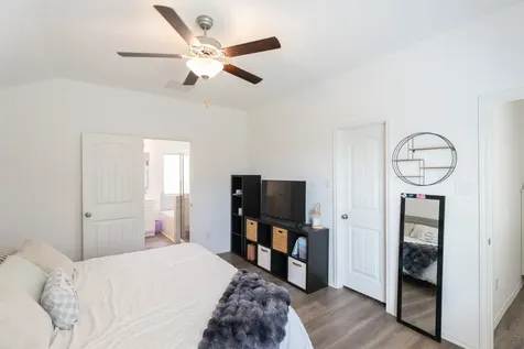 650 Harbor Colony Lane La Marque TX 77568