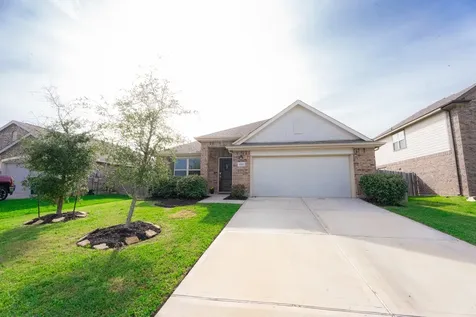 650 Harbor Colony Lane La Marque TX 77568