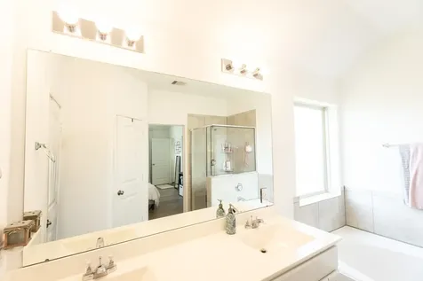 650 Harbor Colony Lane La Marque TX 77568