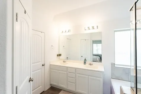 650 Harbor Colony Lane La Marque TX 77568