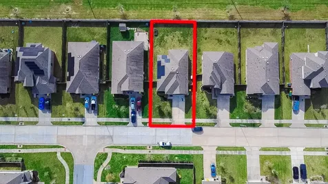 650 Harbor Colony Lane La Marque TX 77568