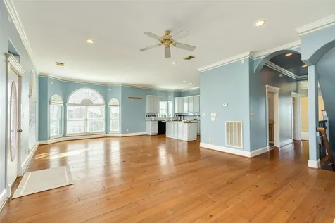 8407 Teichman Road Galveston TX 77554