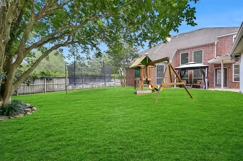 3105 Autumn Leaf Drive Friendswood TX 77546