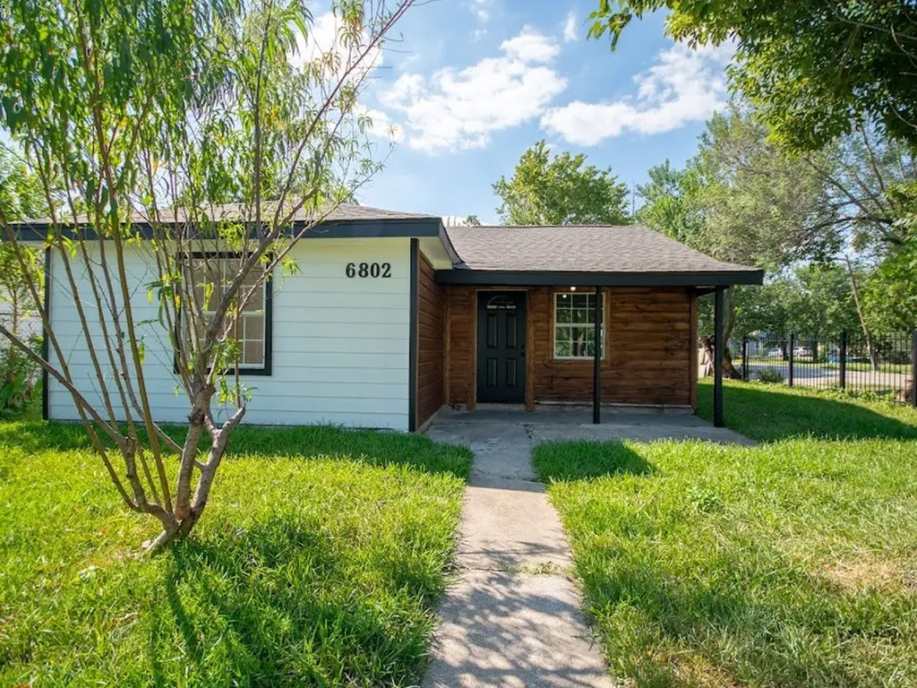 6802 Eastwood Street Houston TX 77021