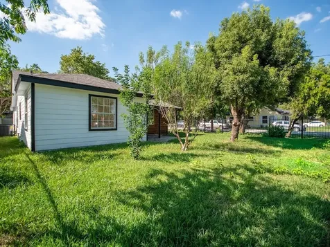 6802 Eastwood Street Houston TX 77021