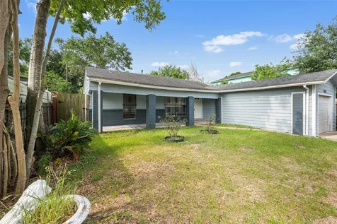 9005 Gabriel Street Houston TX 77063