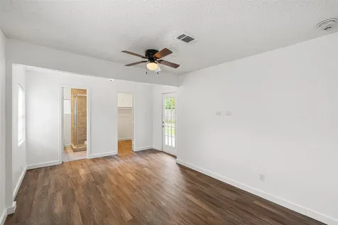 9005 Gabriel Street Houston TX 77063