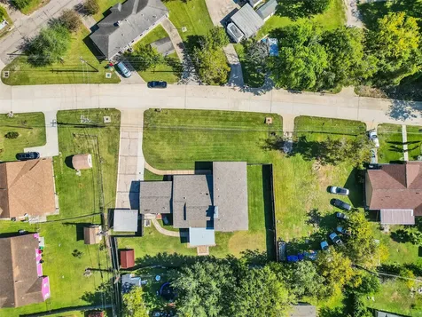 2011 Durrain Ferry Road Baytown TX 77520