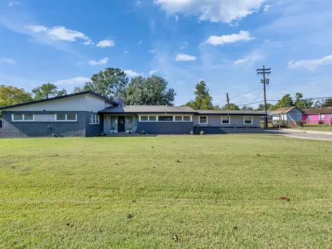 2011 Durrain Ferry Road Baytown TX 77520