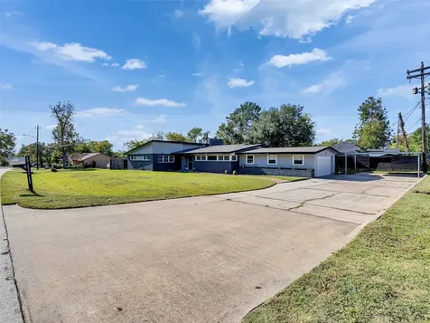 2011 Durrain Ferry Road Baytown TX 77520