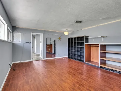 2011 Durrain Ferry Road Baytown TX 77520