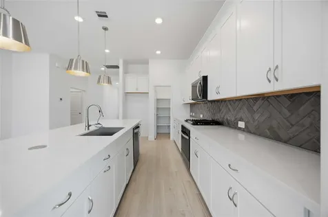 1614 Forest Mist Drive Missouri City TX 77459