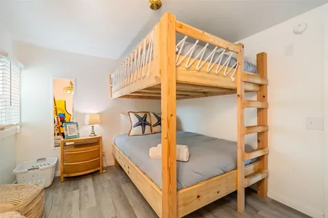 603 Island Retreat Road Port Aransas TX 78373