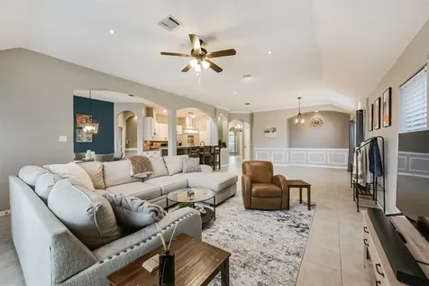153 Greenridge Circle League City TX 77573