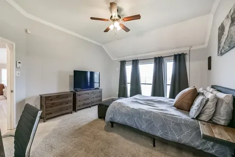 153 Greenridge Circle League City TX 77573