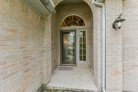 153 Greenridge Circle League City TX 77573