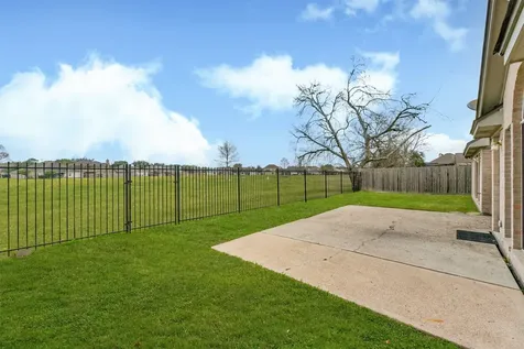 153 Greenridge Circle League City TX 77573
