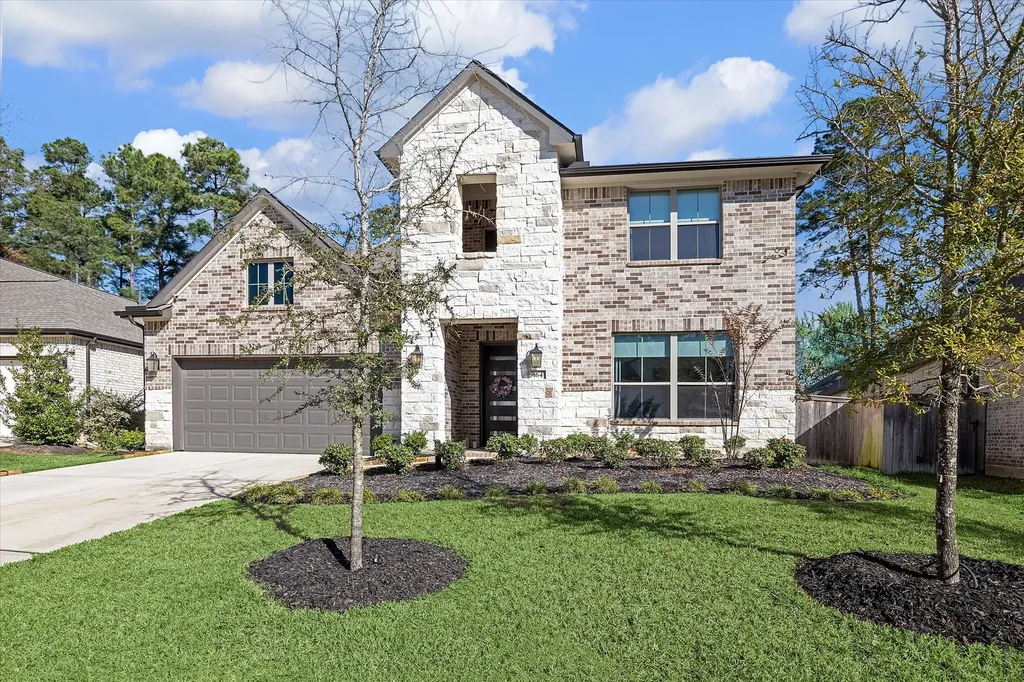 164 Gray Pine Grove Way Willis TX 77318