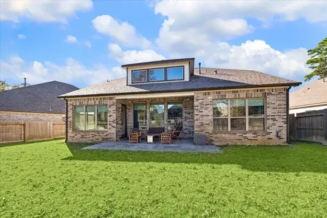 164 Gray Pine Grove Way Willis TX 77318