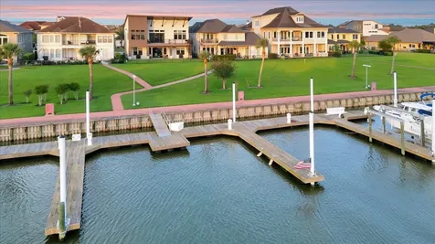 725 Pegasus Lane League City TX 77573
