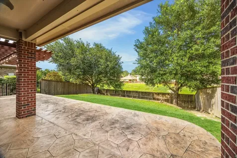30 Black Swan Court Magnolia TX 77354